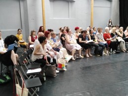 Reunión de la Subcomisión de Vestuario.