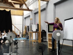 Rosane Muñiz, reunión de la Subcomisión de Vestuario.